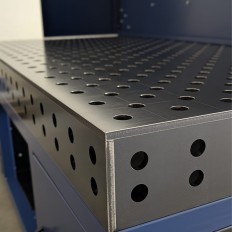 Zváracia stanica s možnosťou odsávania